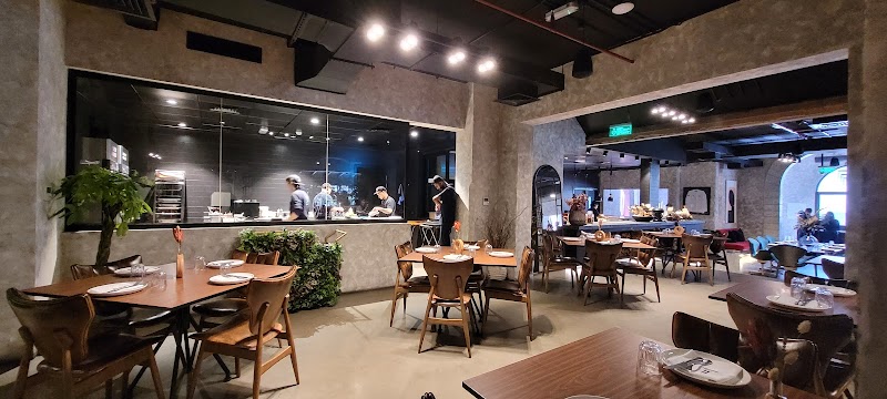 Warehouse - Nightclubs in Dubai in Al Quoz, Dubai