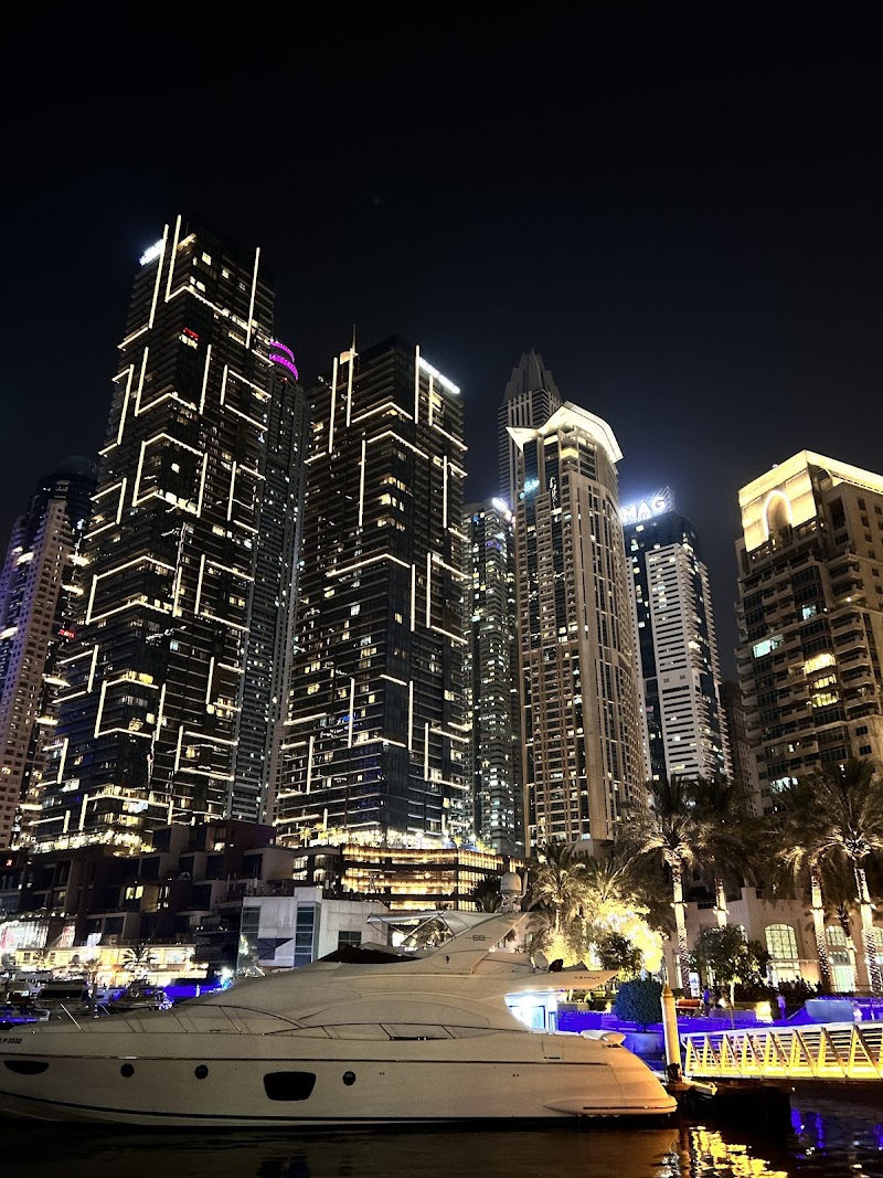 Dubai Harbour Sightseeing - Tourist Attractions in Dubai in 34RR+FV6 - Dubai International Marine Club - Dubai - United Arab Emirates, Dubai