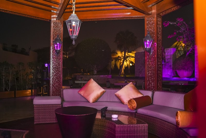 Society Room Dubai - Bars & Lounges in Dubai in Raffles Dubai - Sheikh Rashid Rd - Umm Hurair 2 - Dubai - United Arab Emirates, Dubai
