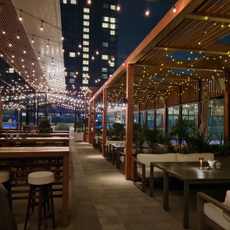 Soho Garden Palm Jumeirah - Rooftops in Nakheel Mall Palm Jumeirah - Rooftop West - Dubai - United Arab Emirates, Dubai | Best of Dubai